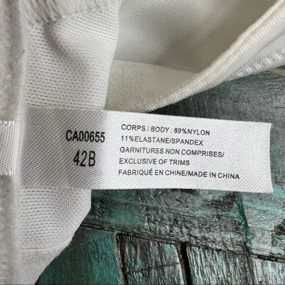 Penningtons Intimates White Sports Bra Size 42B - Picture 8 of 10